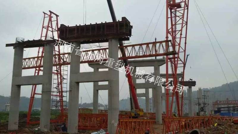 通用門(mén)式起重機、路橋門(mén)機拆裝方案