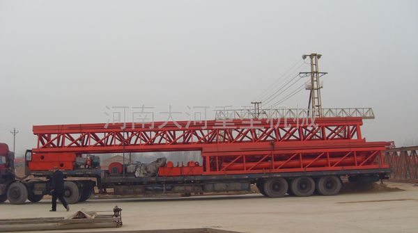 待發(fā)的MG路橋門(mén)機